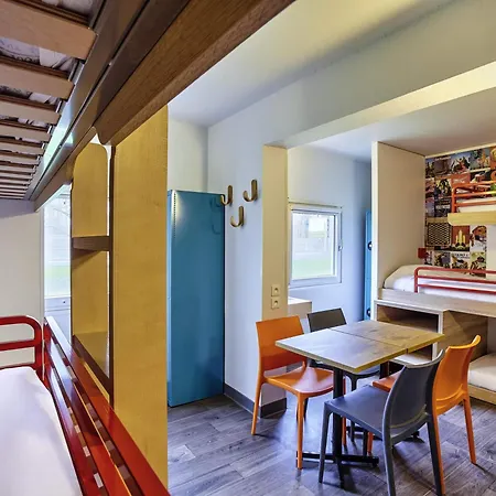 Hotel Hotelf1 Est